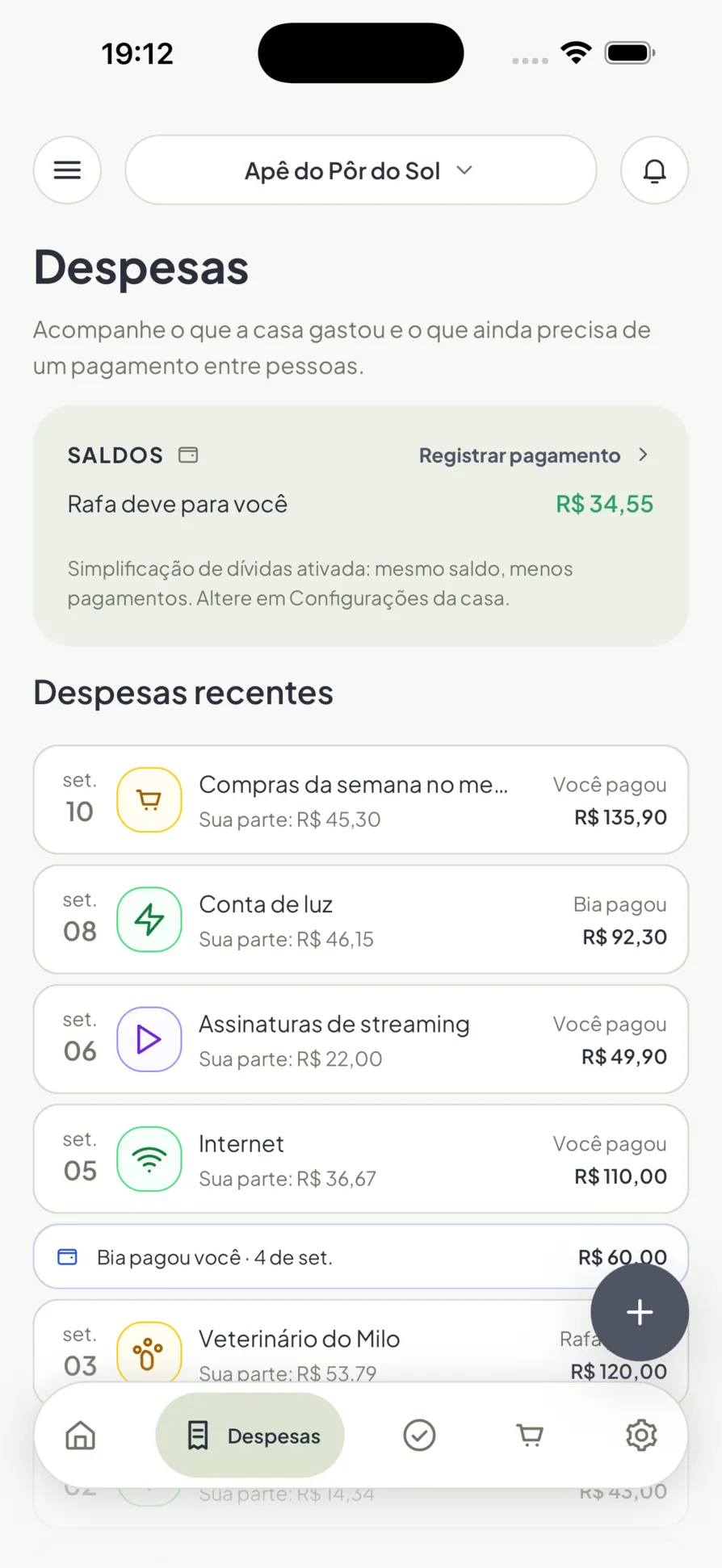 Despesas compartilhadas no Homio, com o saldo de cada pessoa e quem deve a quem